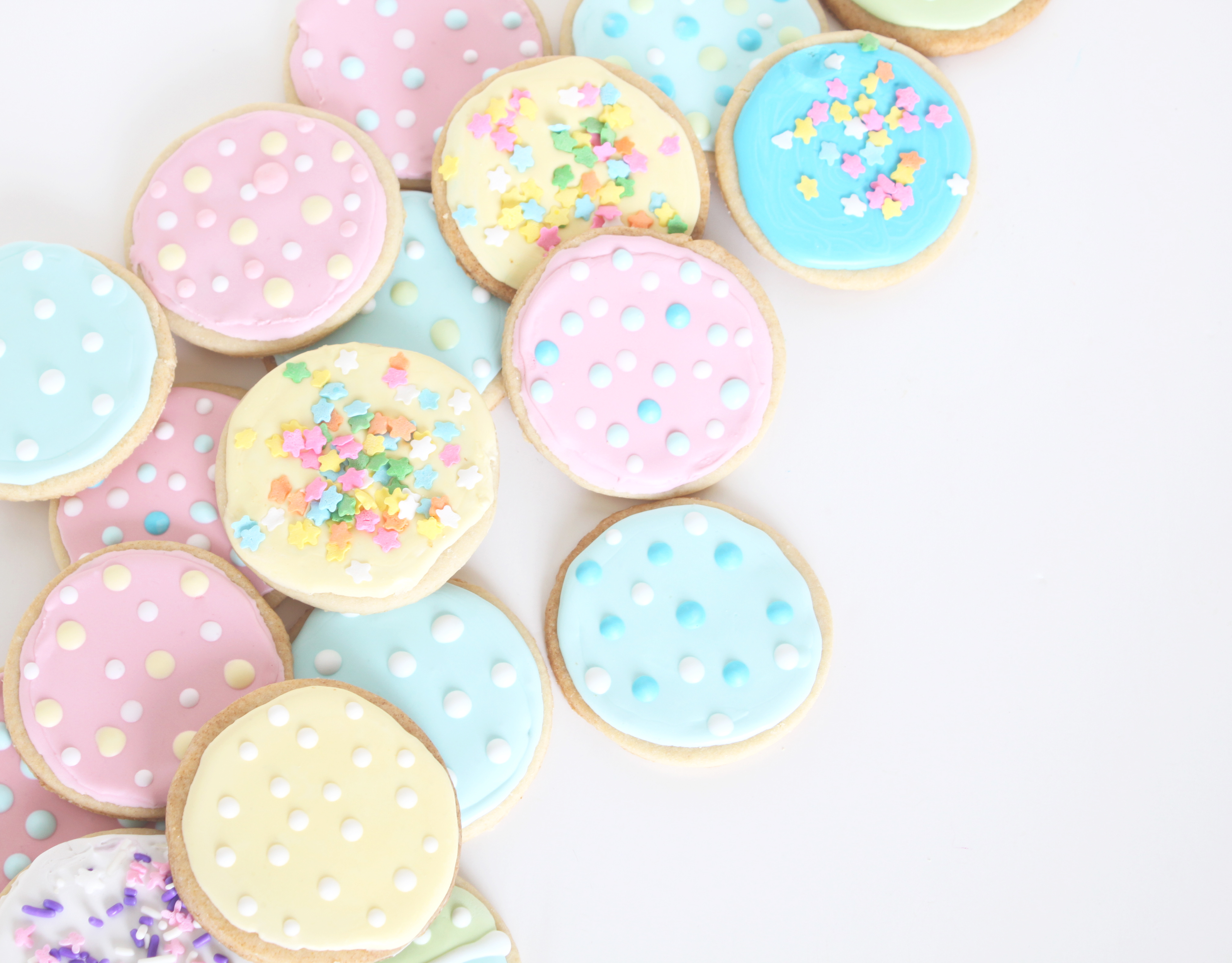 Pastel sugar cookies with Royal Icing